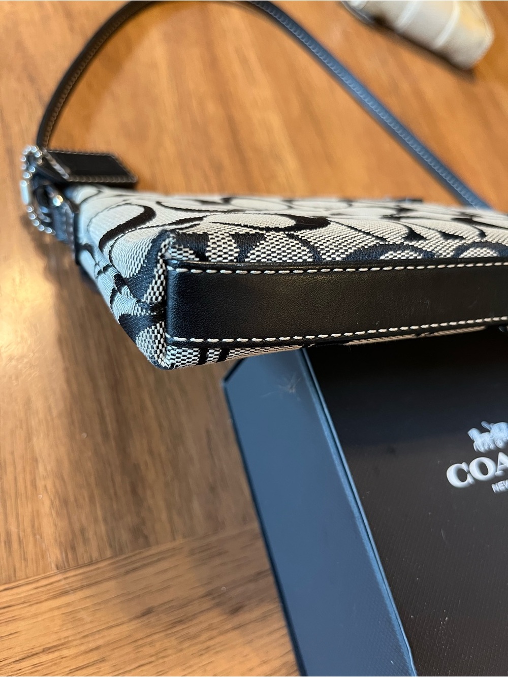Coach Signature Black & Gray Hampton Clip Demi Shoulder Bag Vintage - Picture 9 of 16